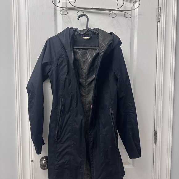 Lululemon Rain Rebel Jacket - Picture 5 of 5